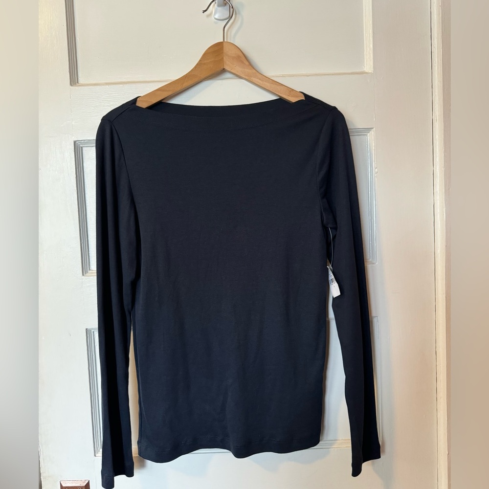 Gap black long sleeve boatneck tee new with tags size Large!